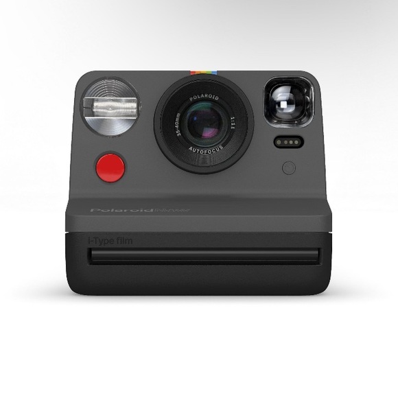 Polaroid Now Bundle with Black Camera and Red Travel Pouch NIB - Picture 2 of 5